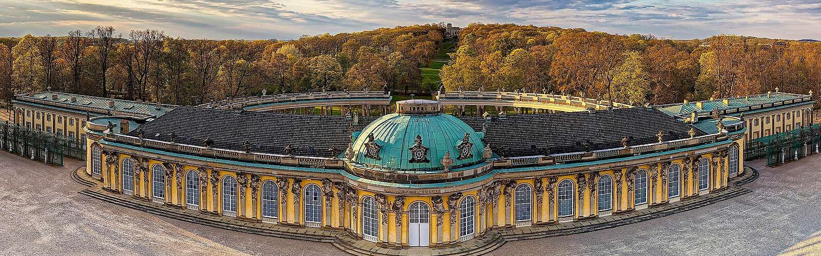 Schloss Sanssouci,
            
        
                Picture: PMSG und SPSG/André Stiebitz